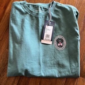 Boys Vineyard Vine long sleeve tshirt.